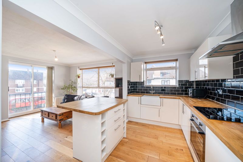 Kitchen- click for photo gallery